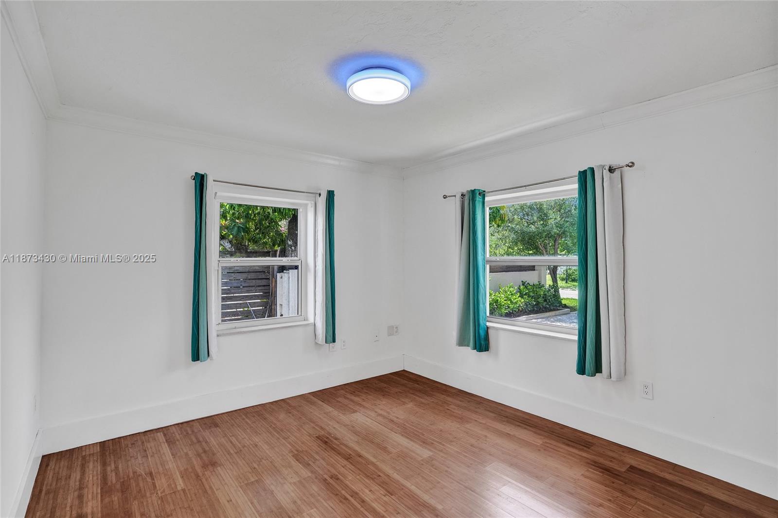 BISCAYNE GARDENS SEC E PA - Residential Lease