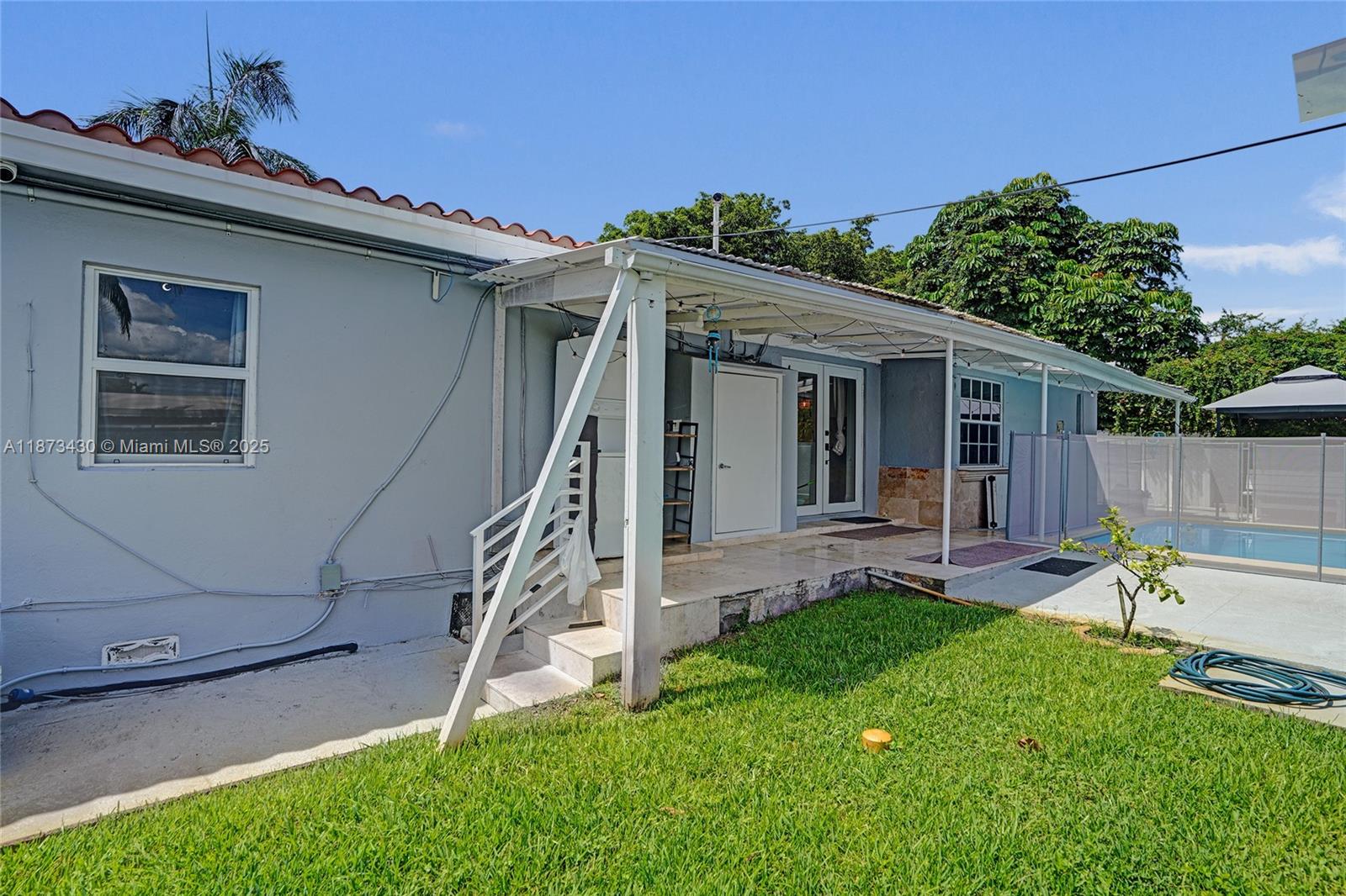 BISCAYNE GARDENS SEC E PA - Residential Lease