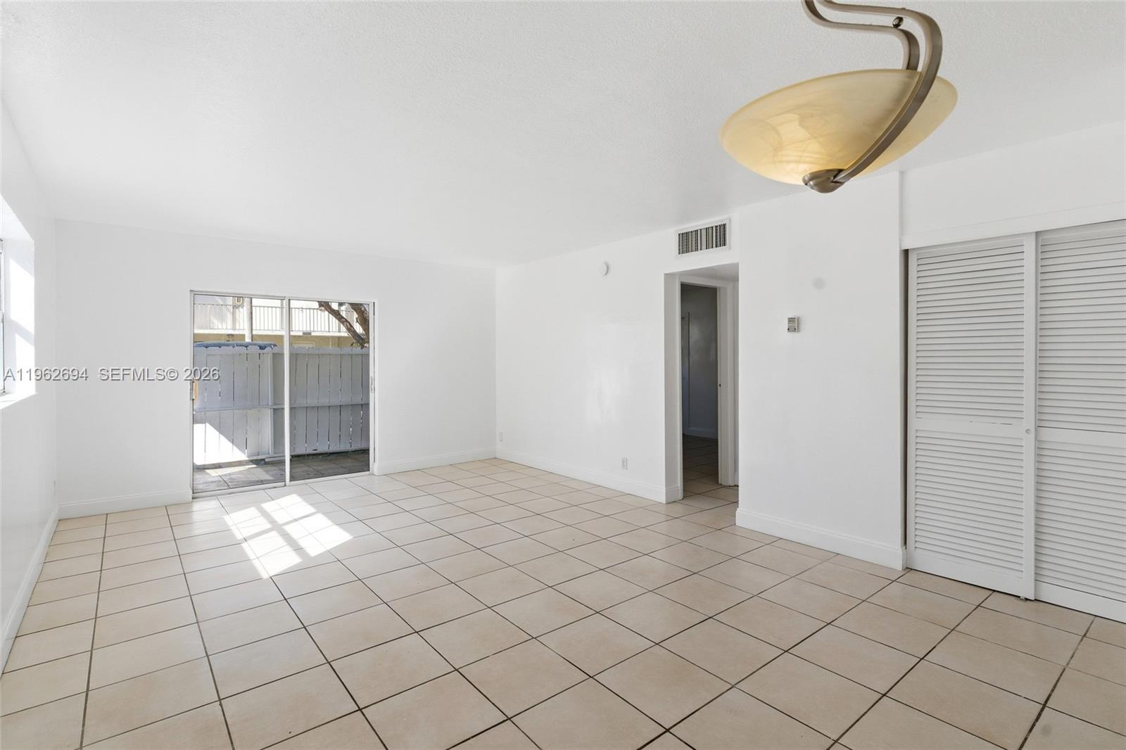 6705 N Kendall Dr 306