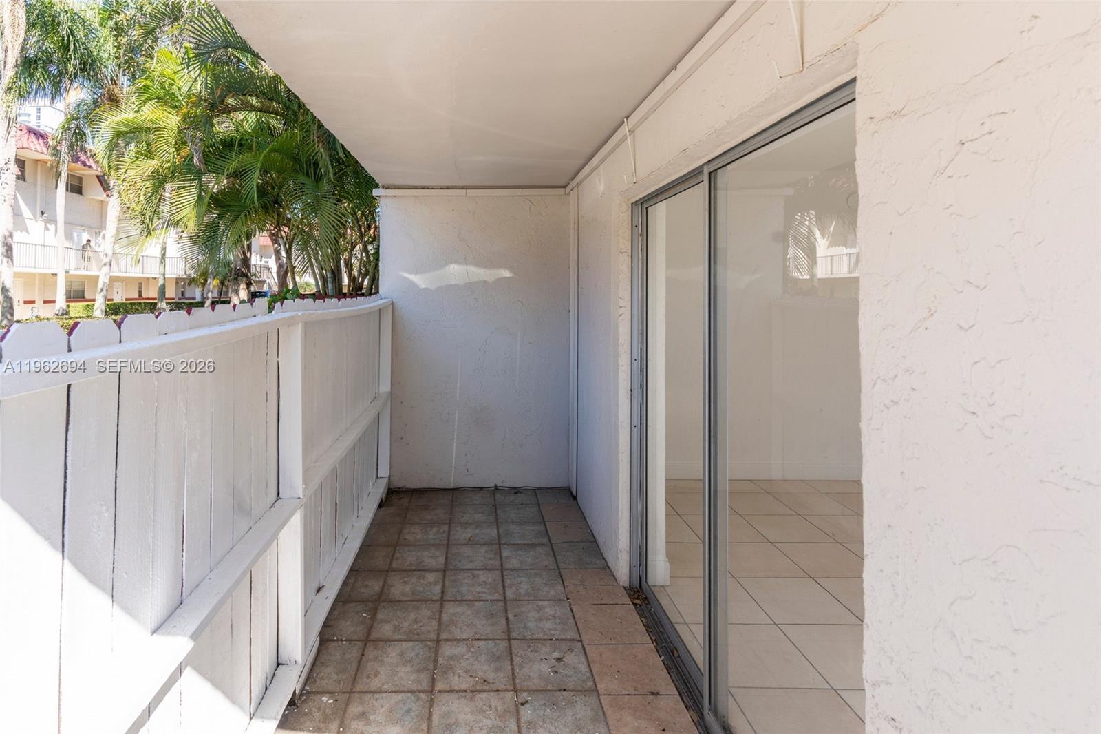 VILLAS OF PINECREST CONDO - Residential