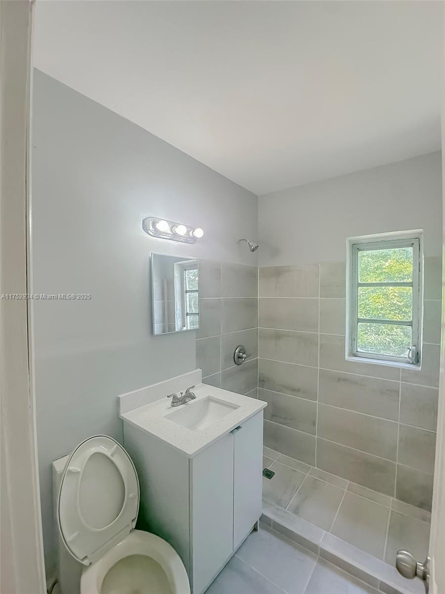 RICHMOND HEIGHTS - Residential