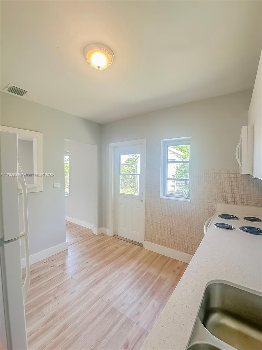 RICHMOND HEIGHTS - Residential