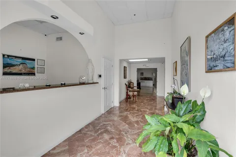 MLS: A11774828