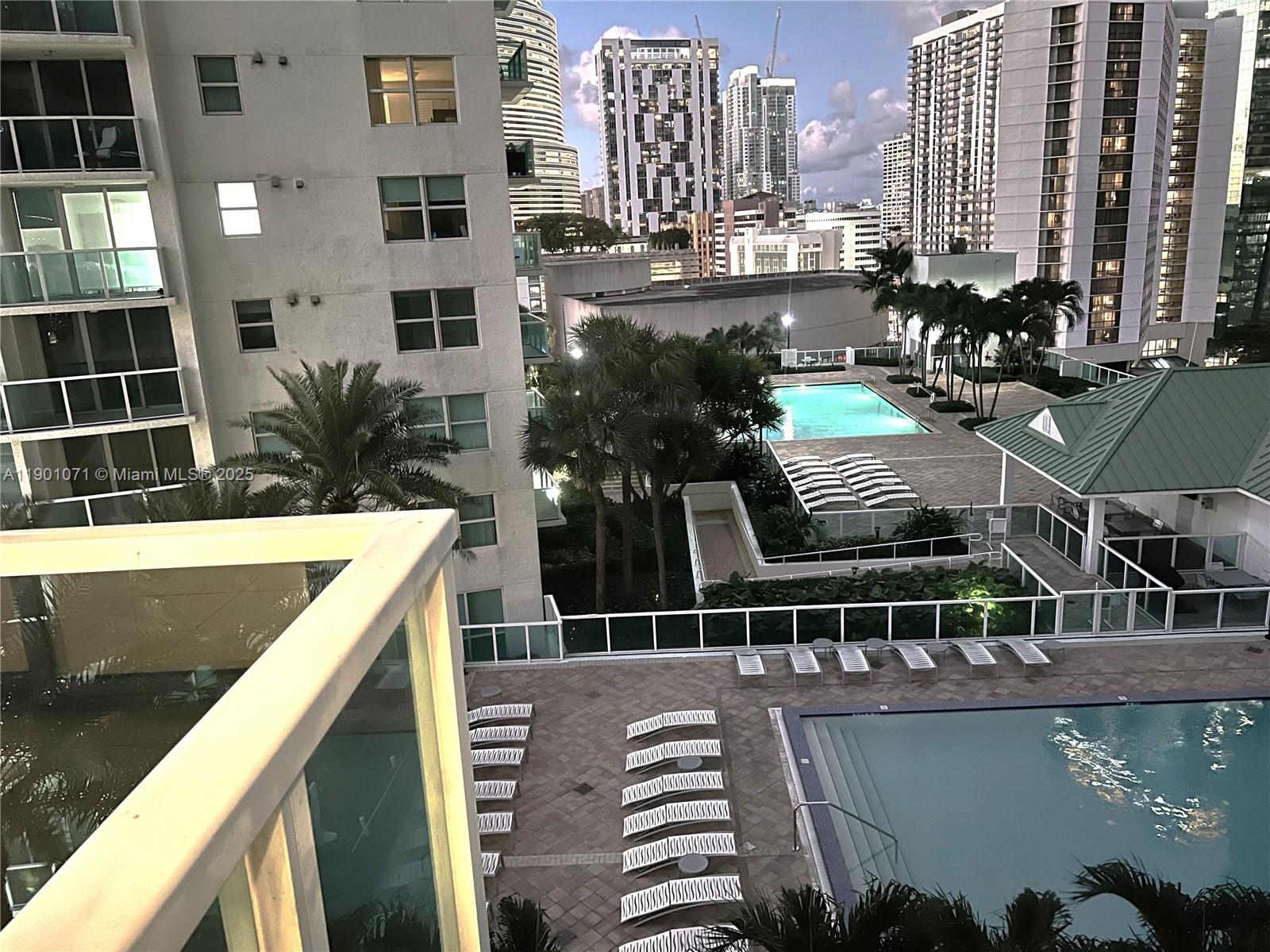 BRICKELL ON THE RIVER S T - Residential Lease
