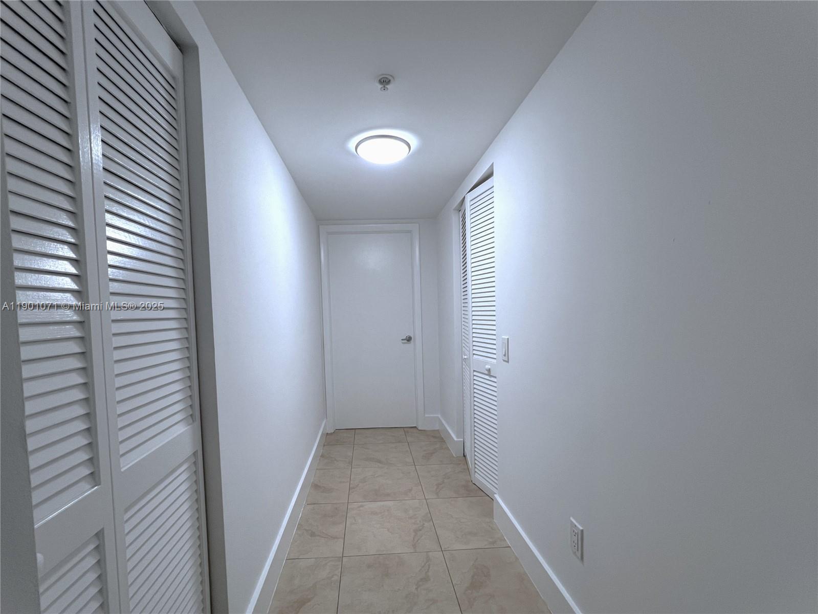 BRICKELL ON THE RIVER S T - Residential Lease