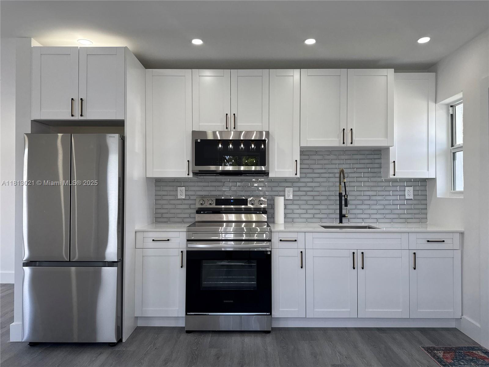 CORBETTS EIGHTH ST ADDN - Residential