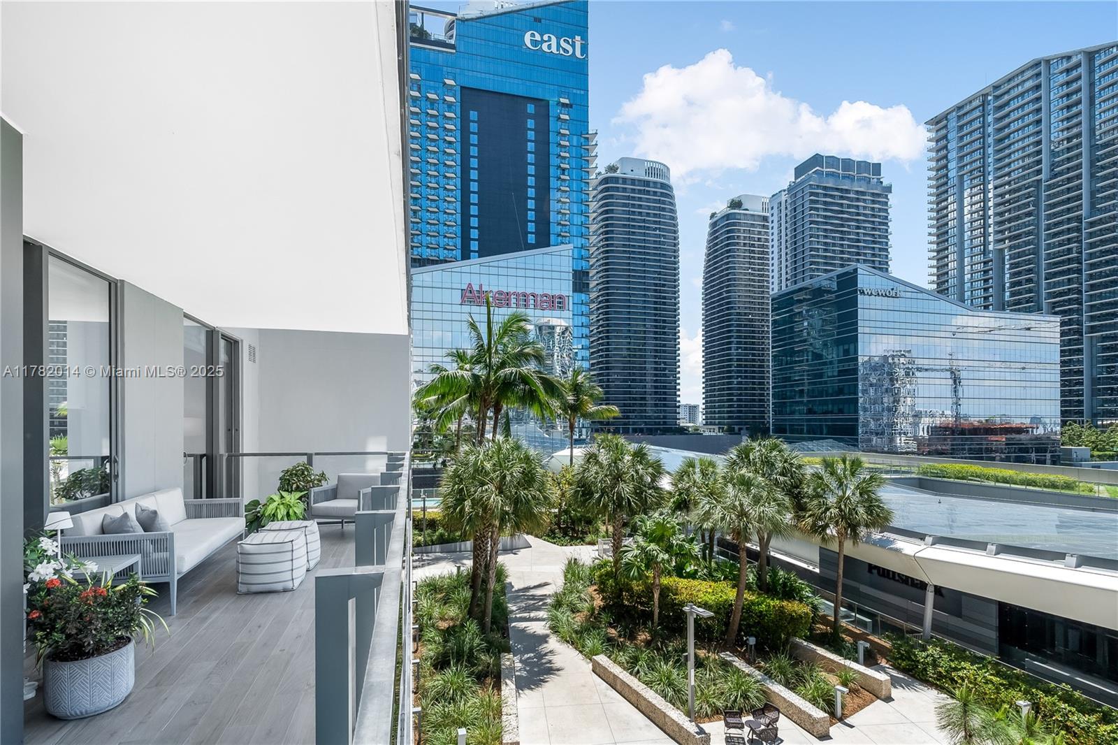 REACH CONDO - Residential