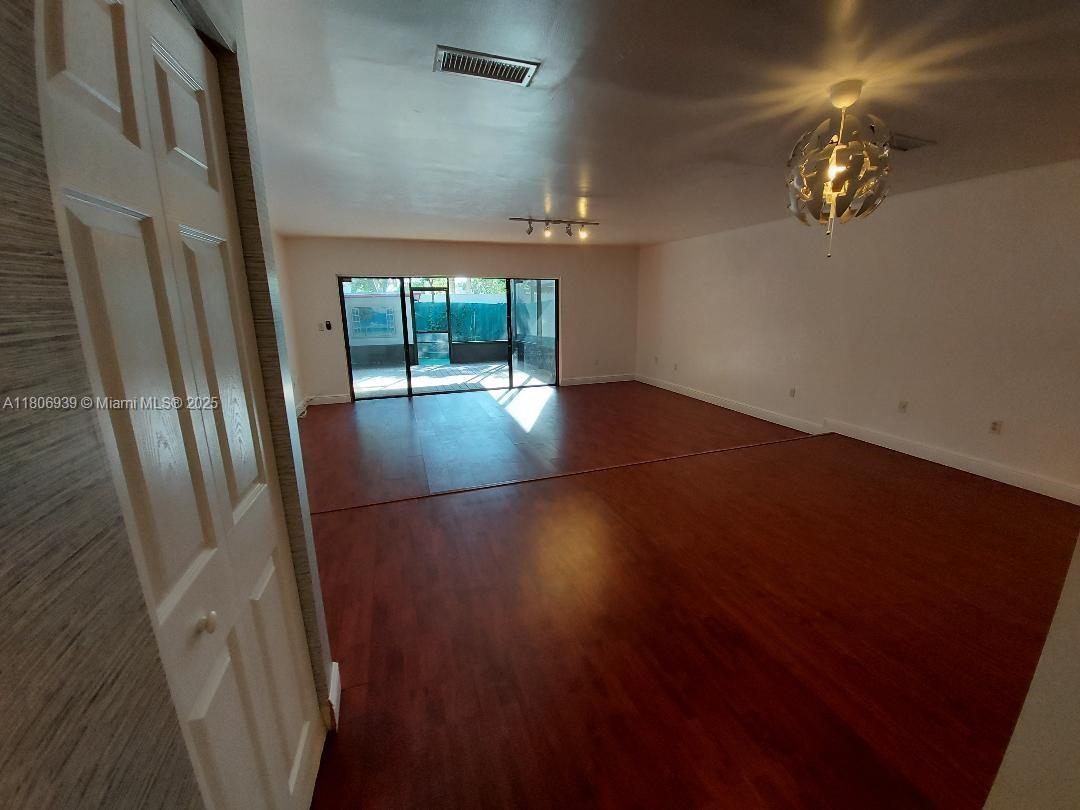 SELDINS ESTATES - Residential