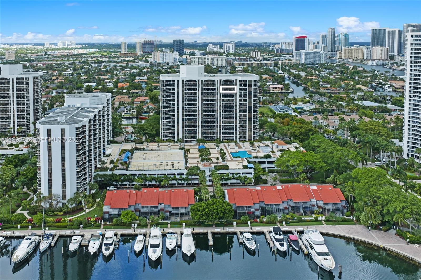 HARBORSIDE - Residential