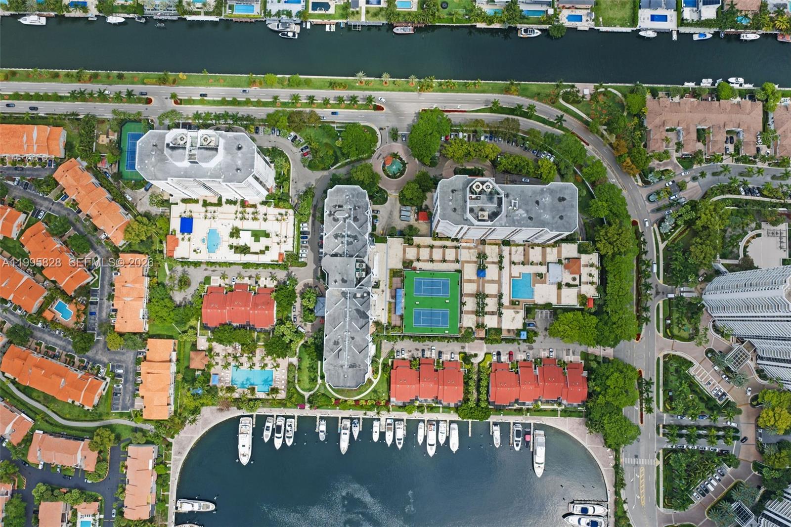 HARBORSIDE - Residential