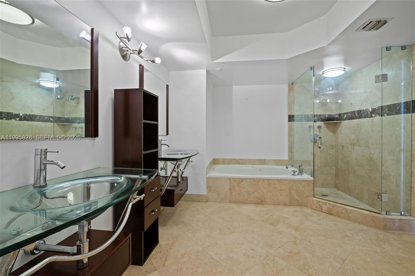 HARBORSIDE - Residential