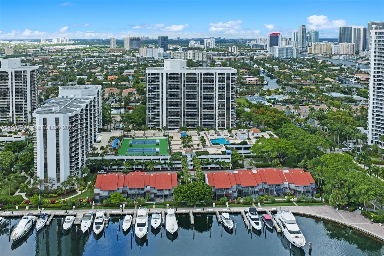HARBORSIDE - Residential