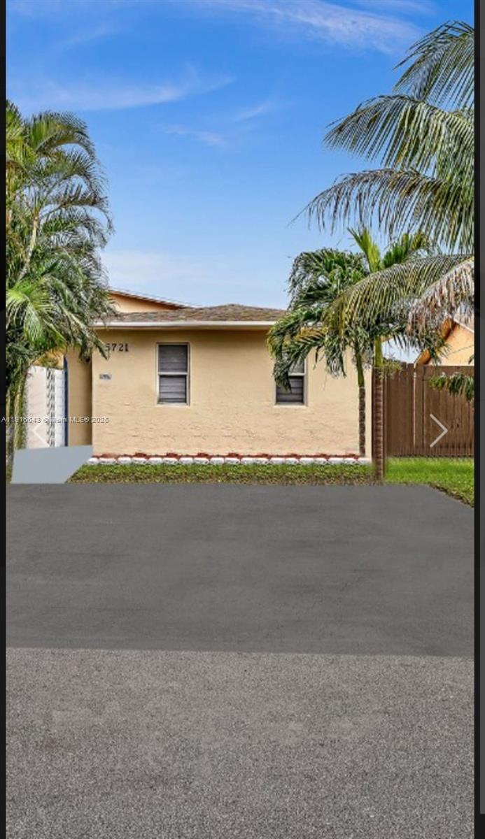 LA BEAU ACRES FIRST UNIT - Residential Lease