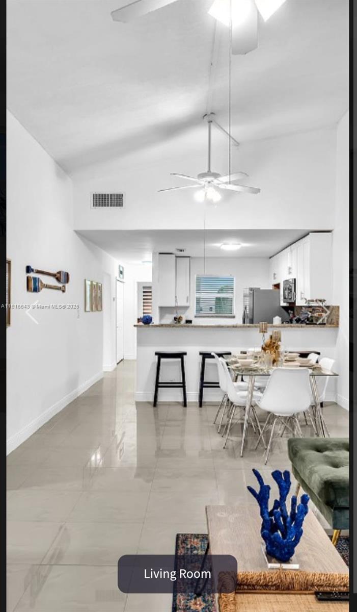 LA BEAU ACRES FIRST UNIT - Residential Lease