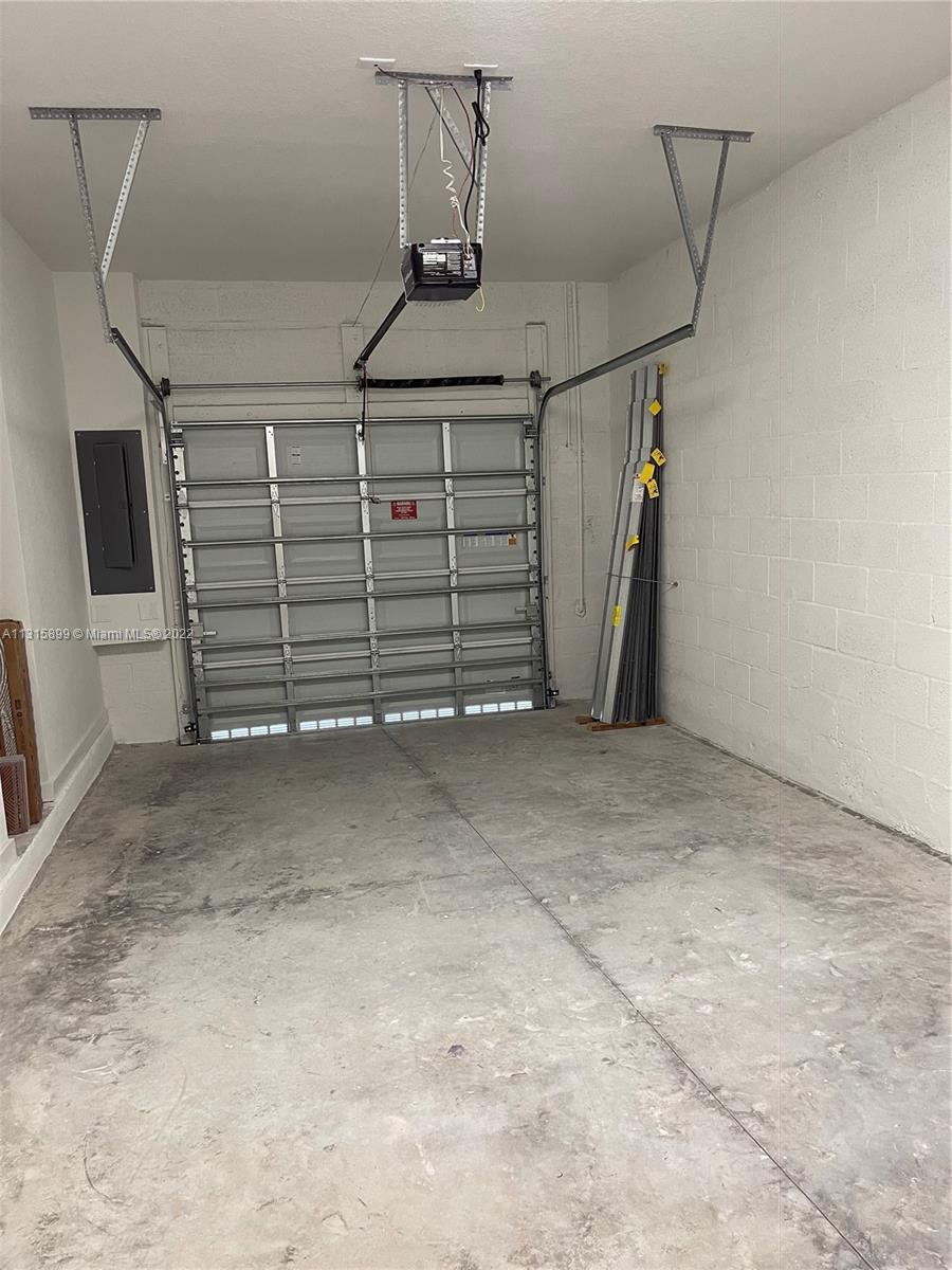 MARBELLA - Residential Lease