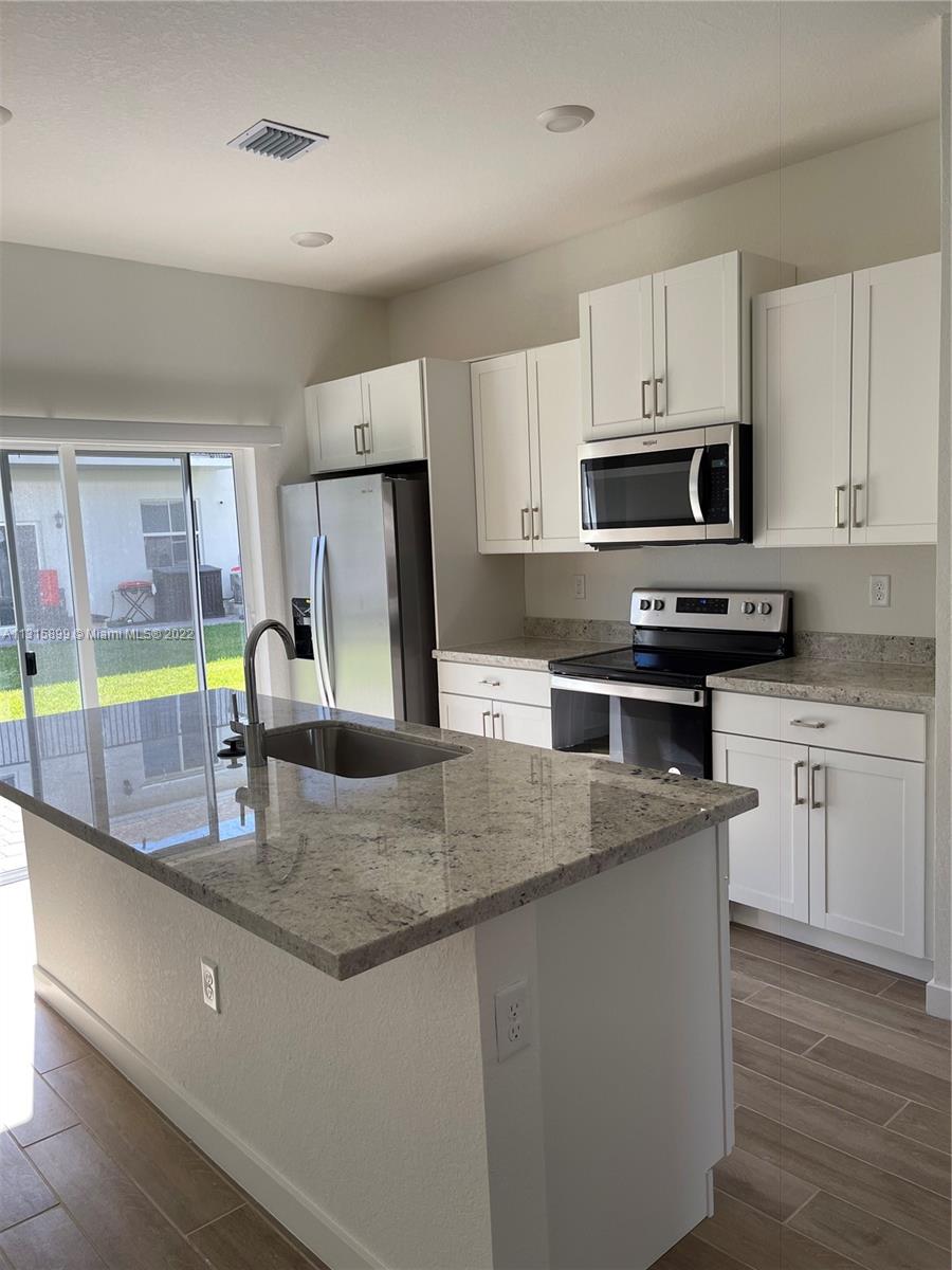 MARBELLA - Residential Lease