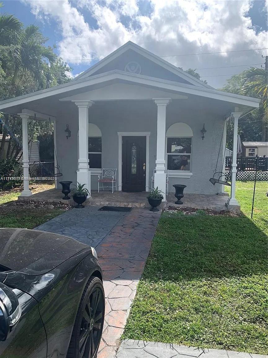 Property for Sale at 2218 Harding St, Hollywood, Broward County, Florida - Bedrooms: 2 
Bathrooms: 1  - $429,900