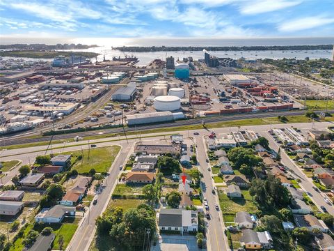 Tiny photo for 562 W 4th St, Riviera Beach, FL 33404 (MLS # A12006493)