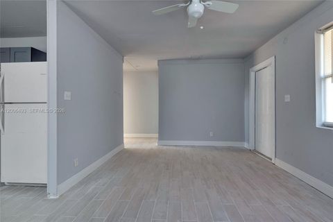 Tiny photo for 562 W 4th St, Riviera Beach, FL 33404 (MLS # A12006493)