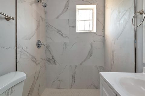 Tiny photo for 562 W 4th St, Riviera Beach, FL 33404 (MLS # A12006493)