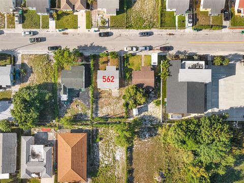 Tiny photo for 562 W 4th St, Riviera Beach, FL 33404 (MLS # A12006493)