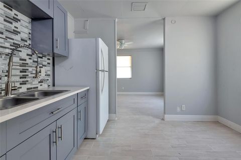 Tiny photo for 562 W 4th St, Riviera Beach, FL 33404 (MLS # A12006493)