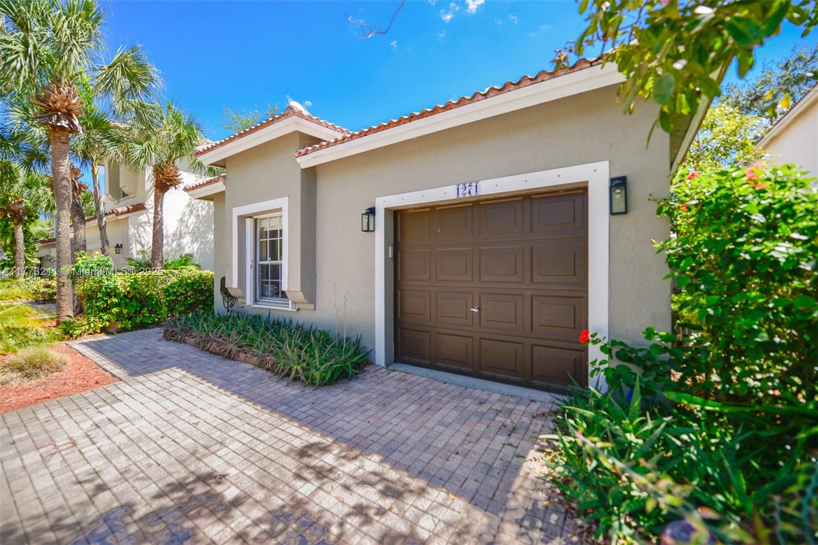 1271 NW 171st Ave