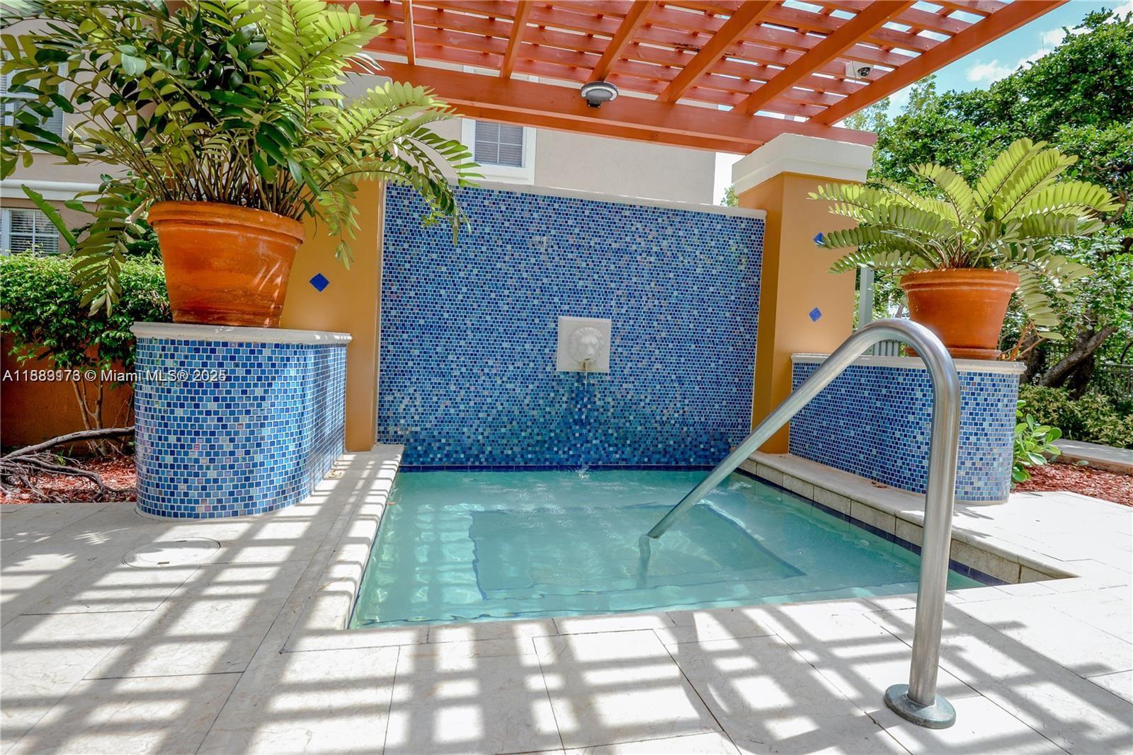 THE YACHT CLUB AT AVENTUR - Residential