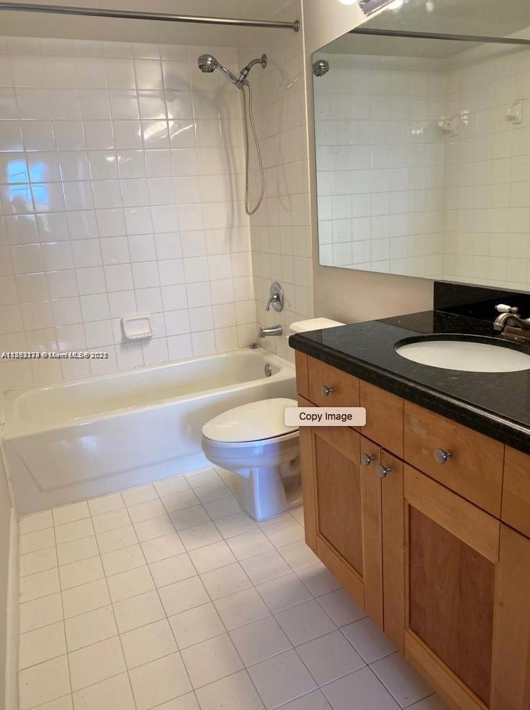 THE YACHT CLUB AT AVENTUR - Residential