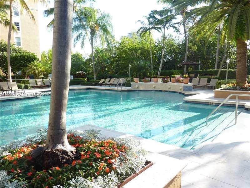 THE YACHT CLUB AT AVENTUR - Residential