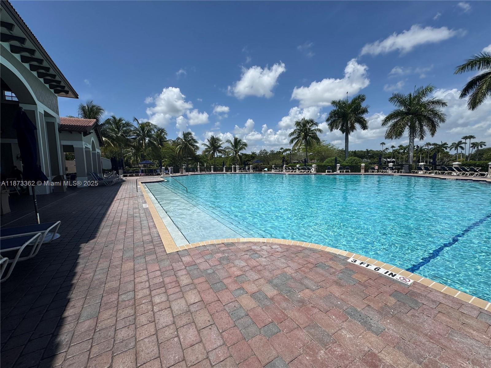 LAKES BY THE BAY DAY - Residential Lease