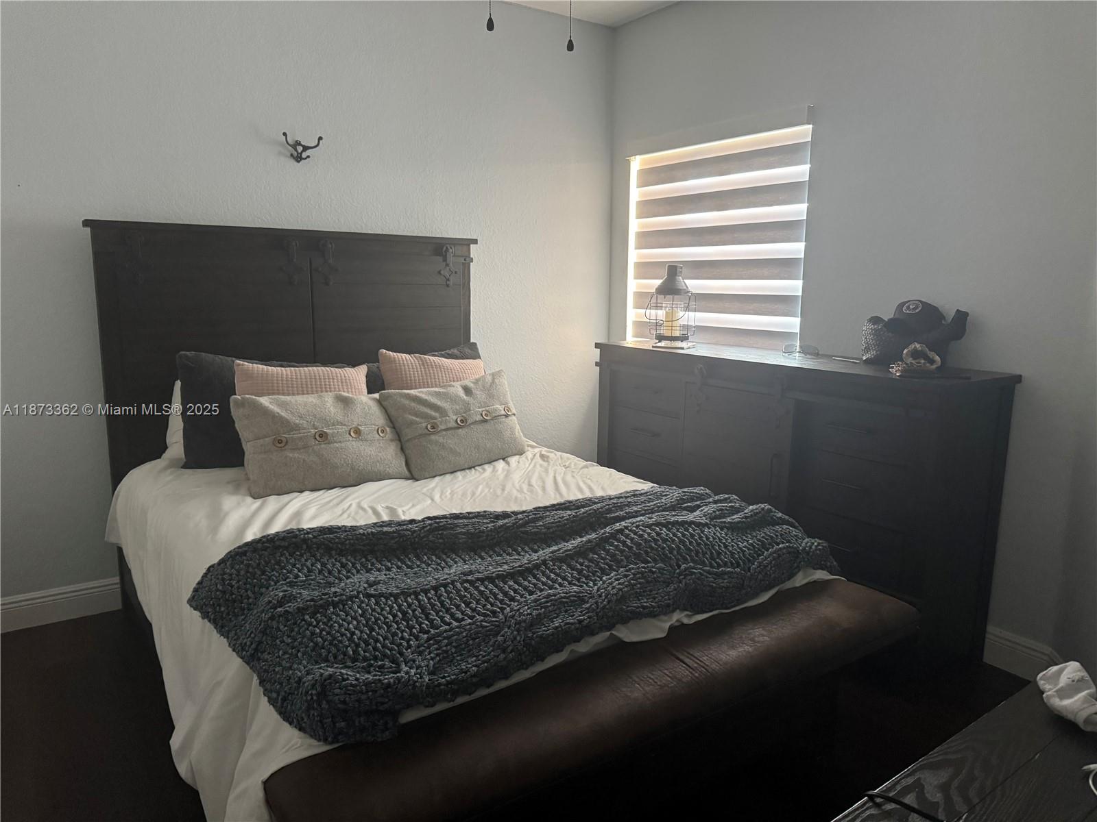 LAKES BY THE BAY DAY - Residential Lease