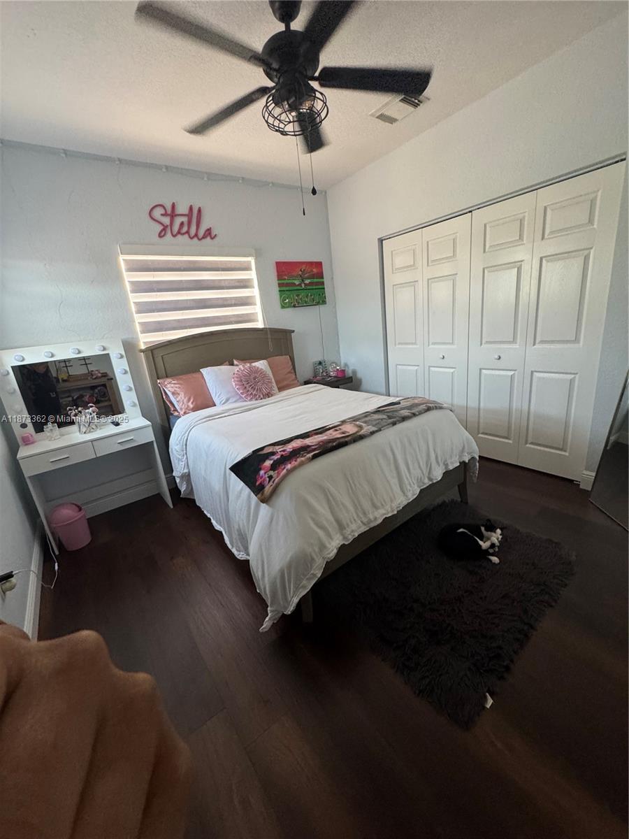 LAKES BY THE BAY DAY - Residential Lease