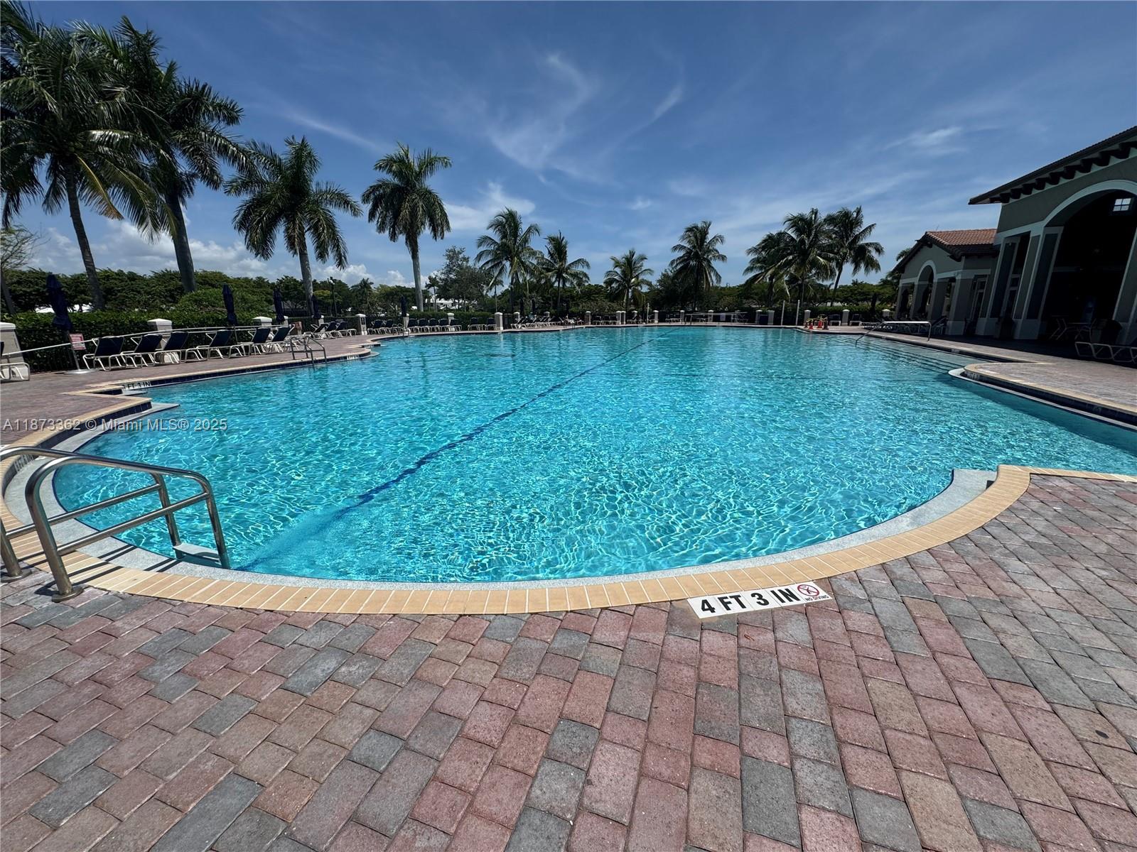 LAKES BY THE BAY DAY - Residential Lease