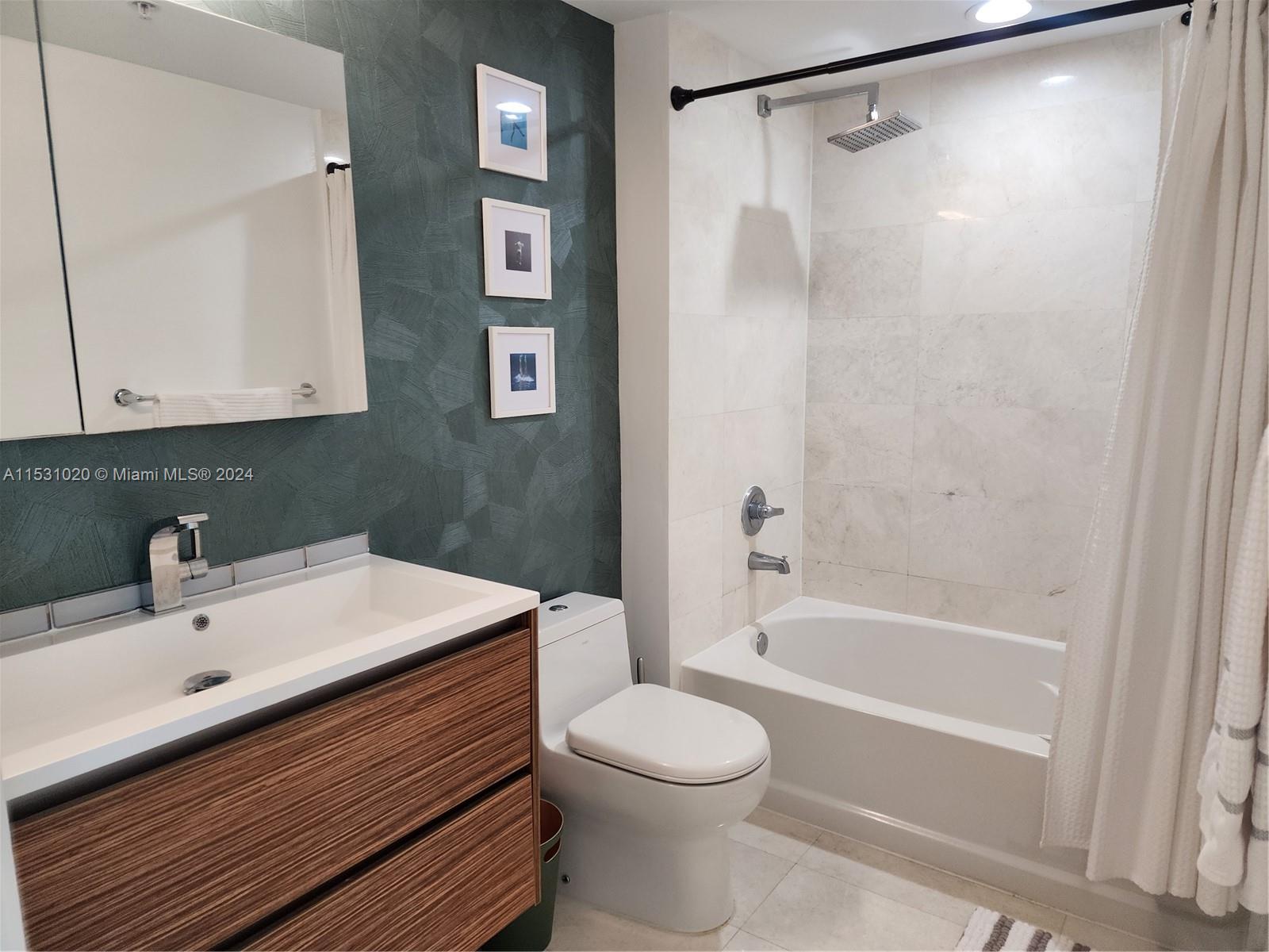 ONE MIAMI EAST CONDO - Residential Lease