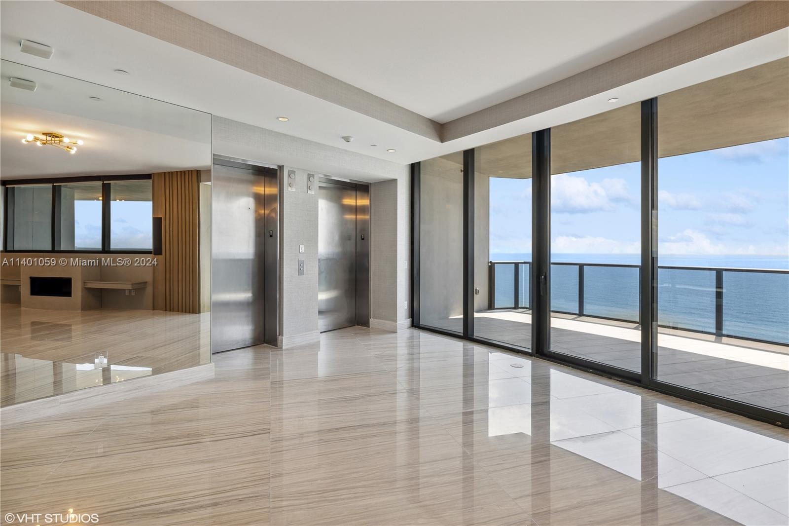 18555 COLLINS AVENUE COND - Residential