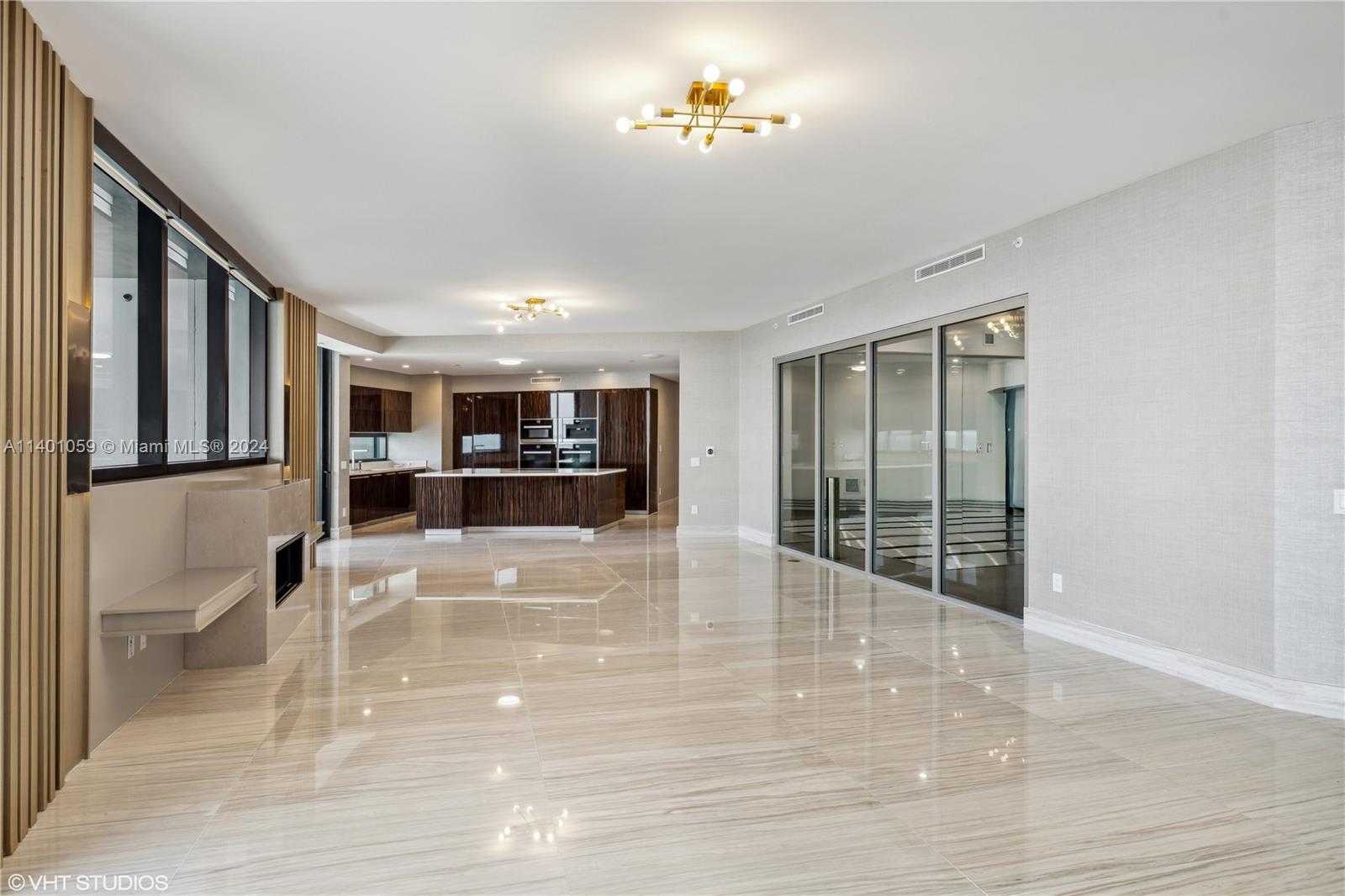 18555 COLLINS AVENUE COND - Residential