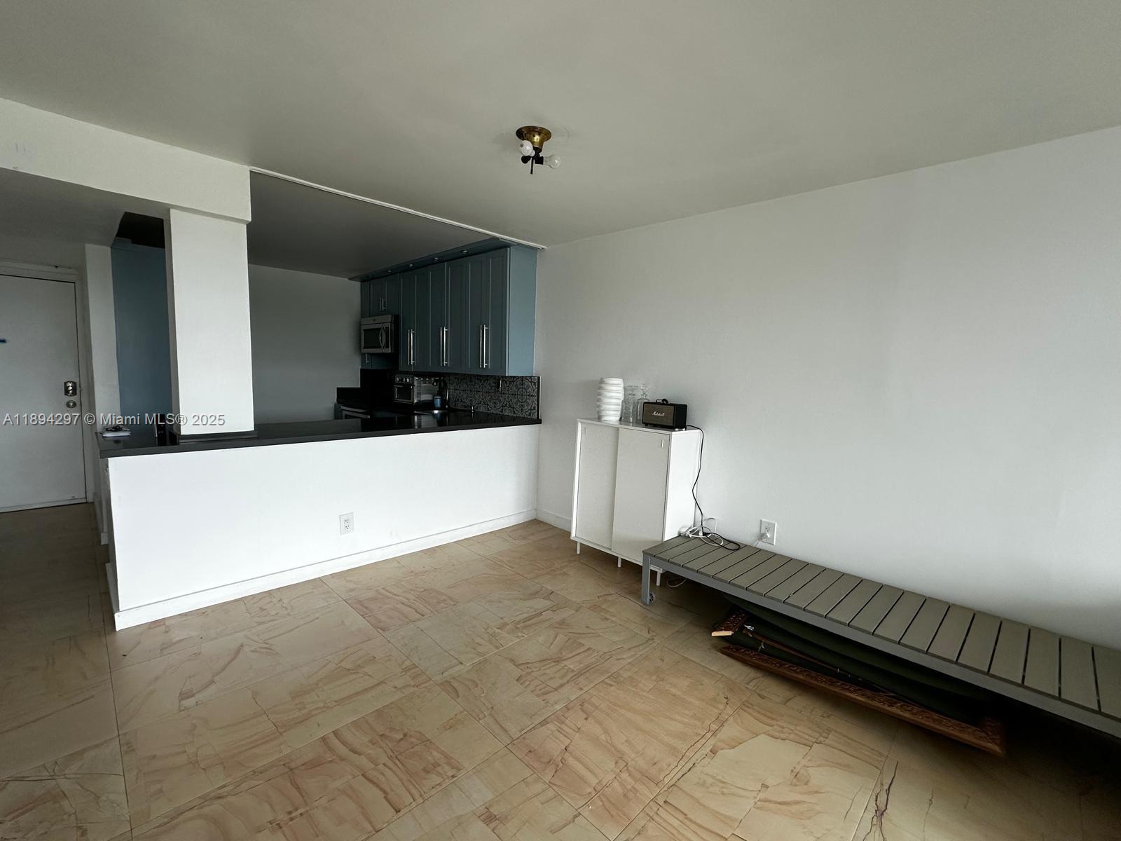 HARDING HALL CONDOMINIUM - Residential