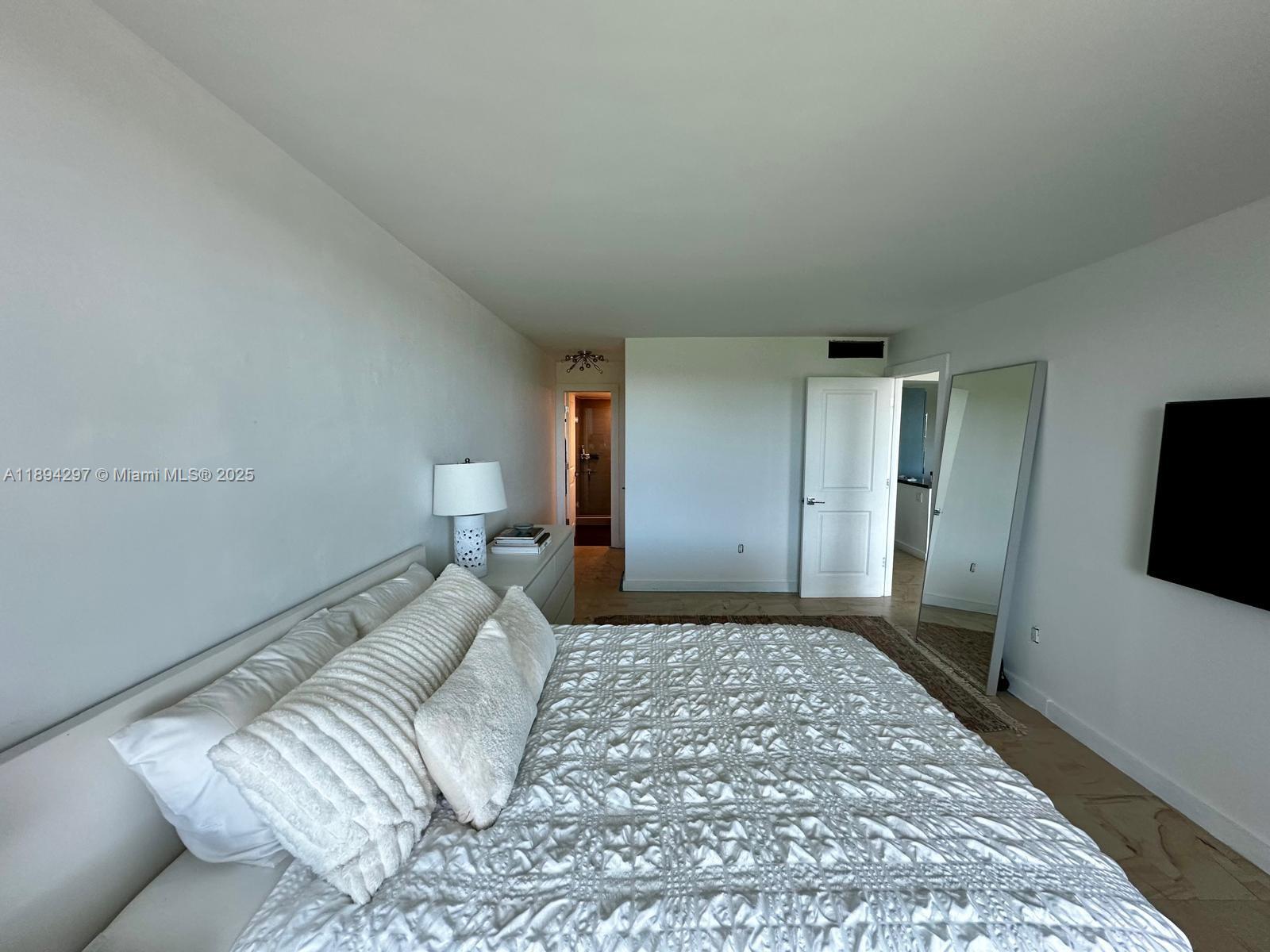 HARDING HALL CONDOMINIUM - Residential