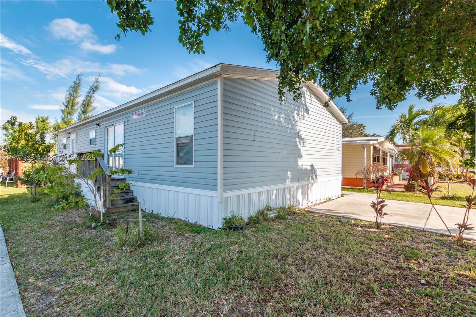 Rental Property at 21661 Nw 8th Ct  , Pembroke Pines, Miami-Dade County, Florida - Bedrooms: 3 
Bathrooms: 2  - $2,500 MO.