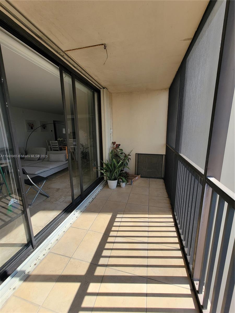 CORONADO CONDO - TOWER II - Residential