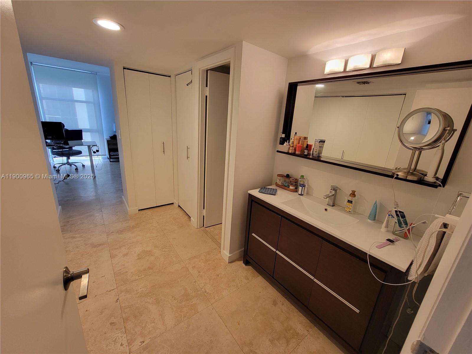 CORONADO CONDO - TOWER II - Residential