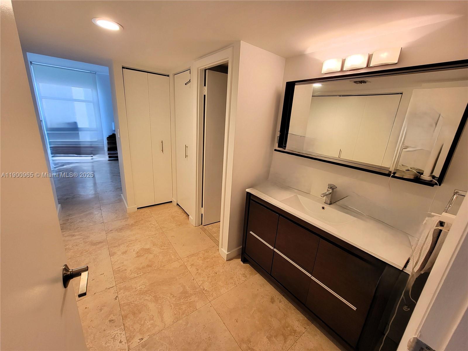 CORONADO CONDO - TOWER II - Residential