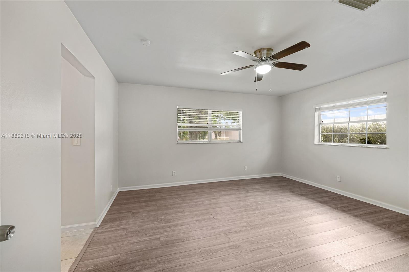 COUNTRY CLUB VILLAGE SEC - Residential