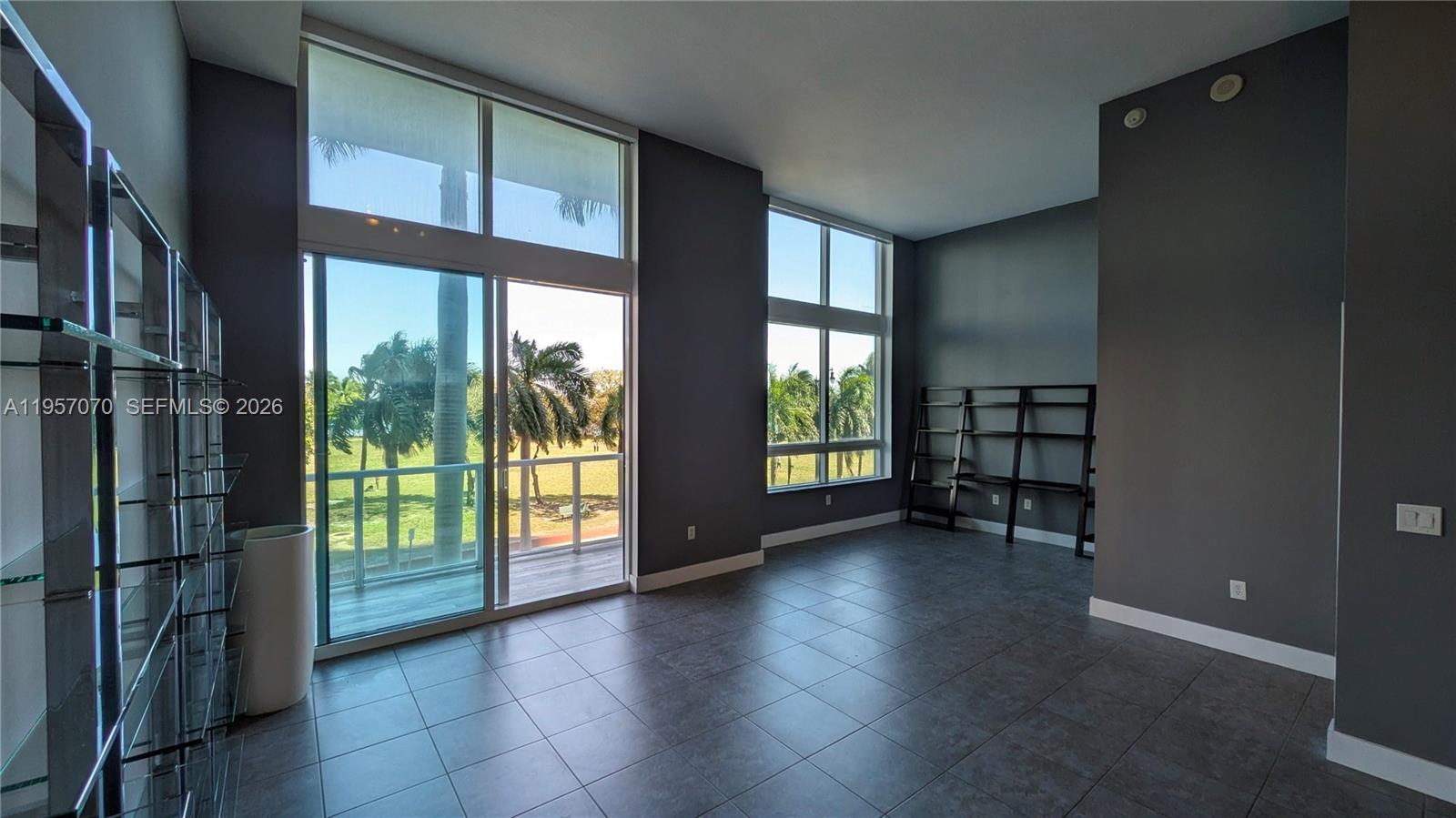 QUANTUM ON THE BAY CONDO - Residential