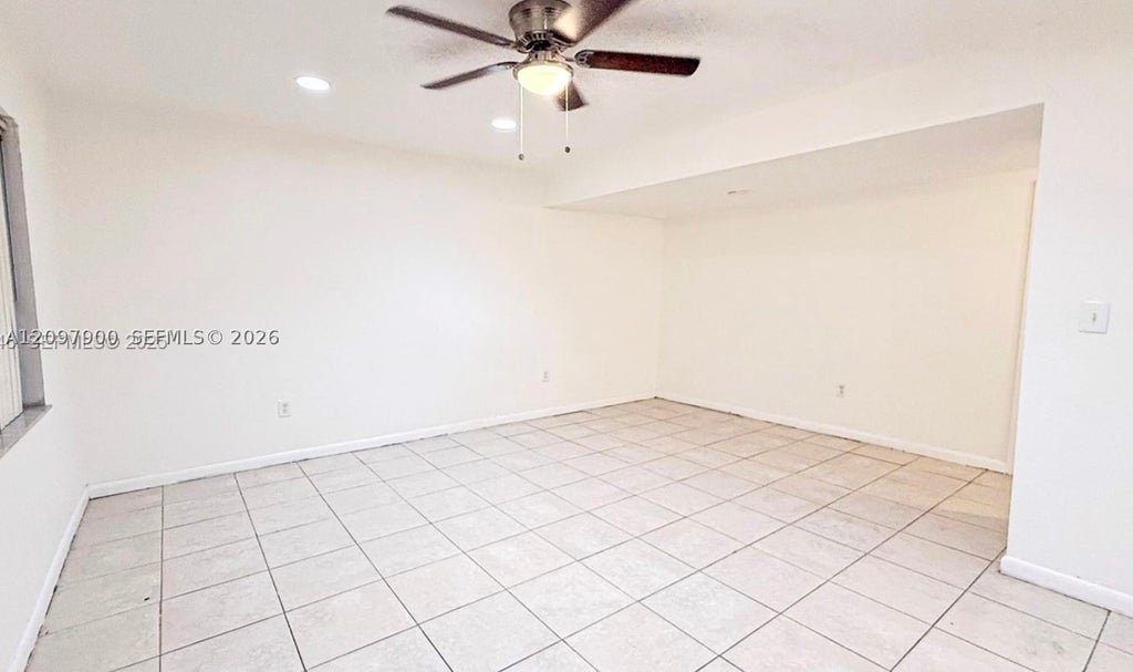 Photo of 5100 SW 41st St #115, Hollywood, FL 33023 (MLS # A12097900)