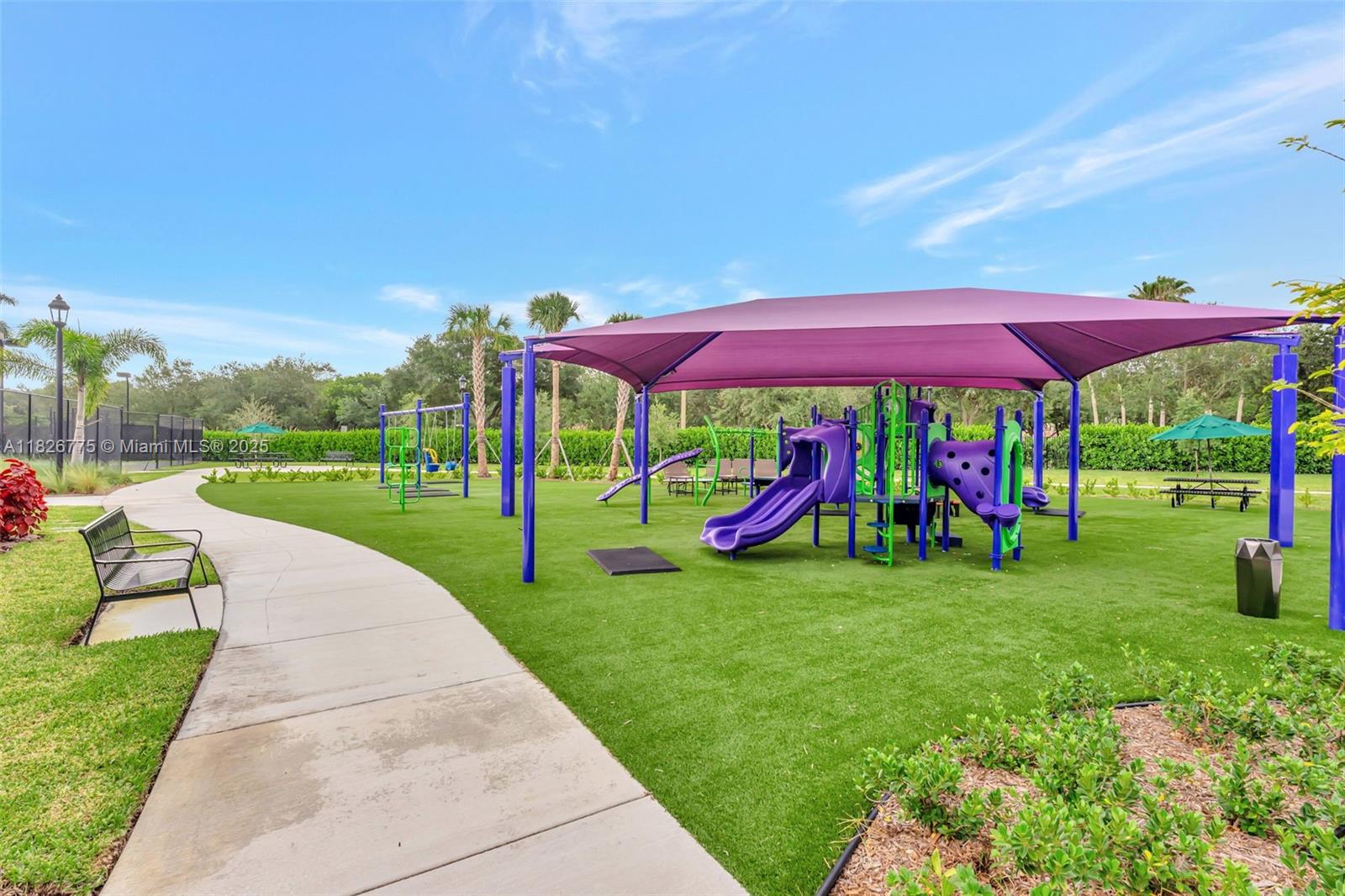 EAGLE TRACE - Residential