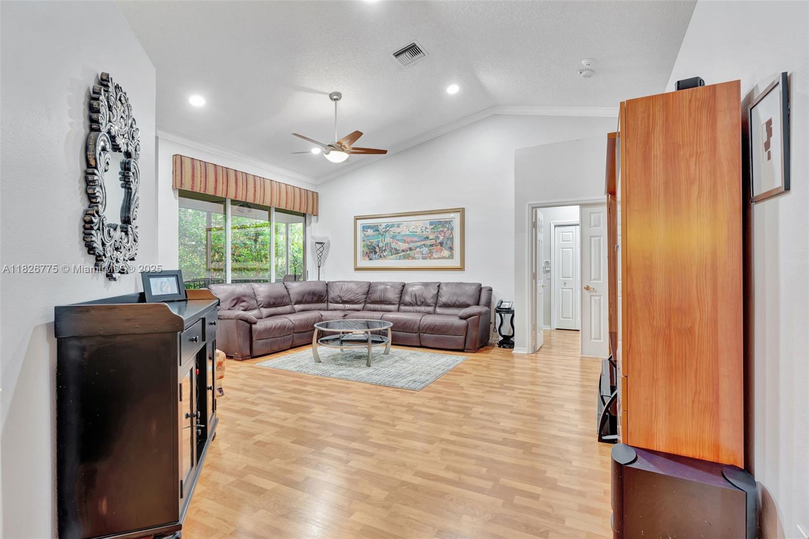 EAGLE TRACE - Residential