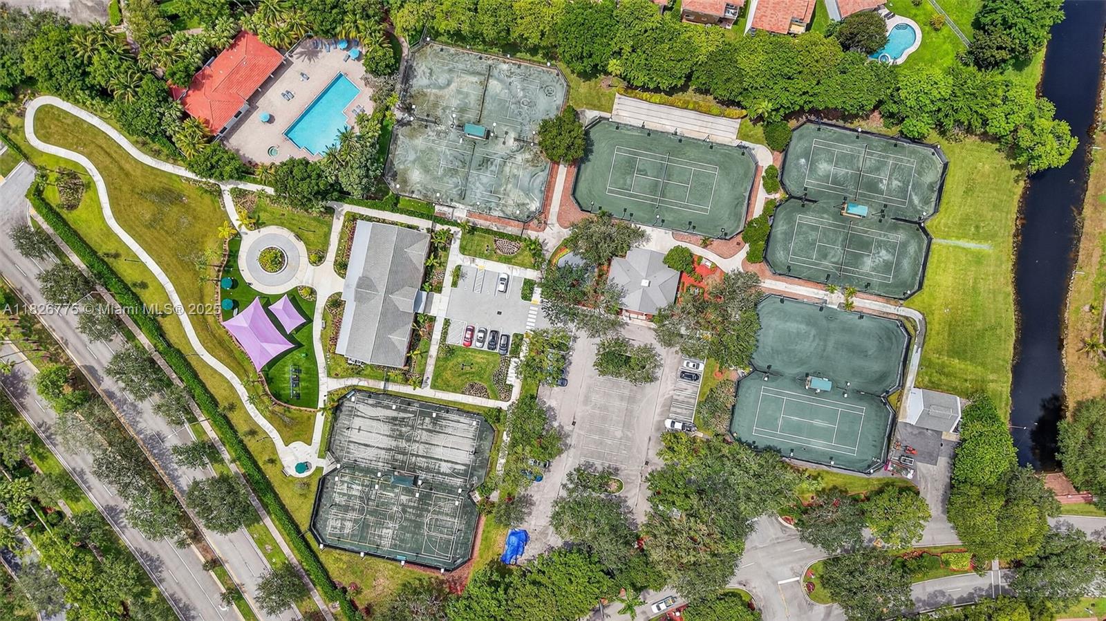 EAGLE TRACE - Residential