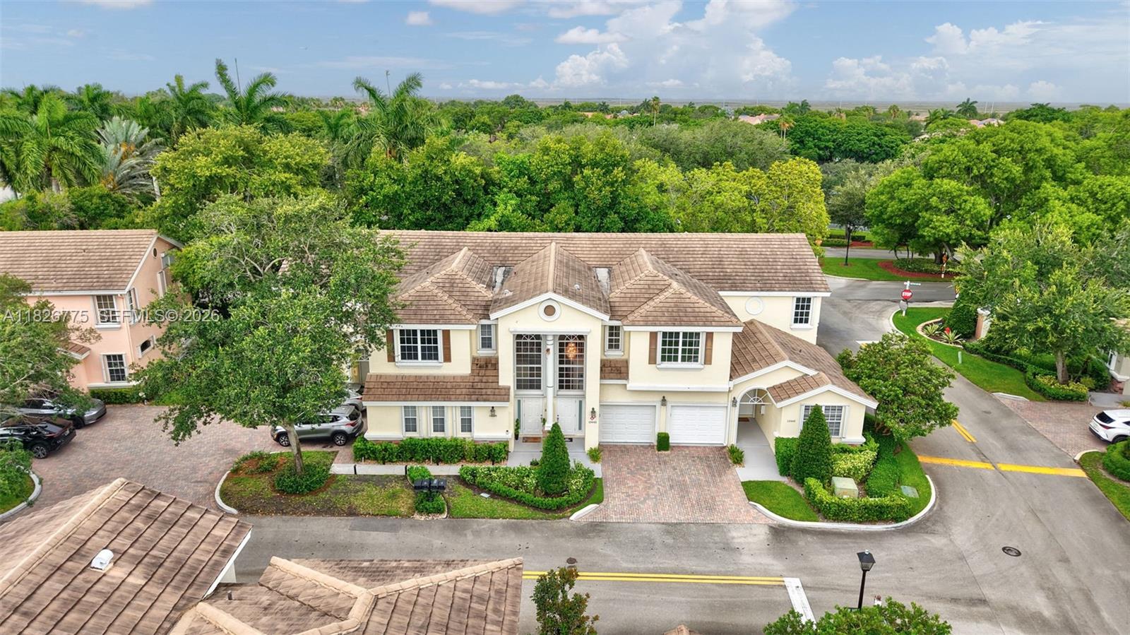 EAGLE TRACE - Residential